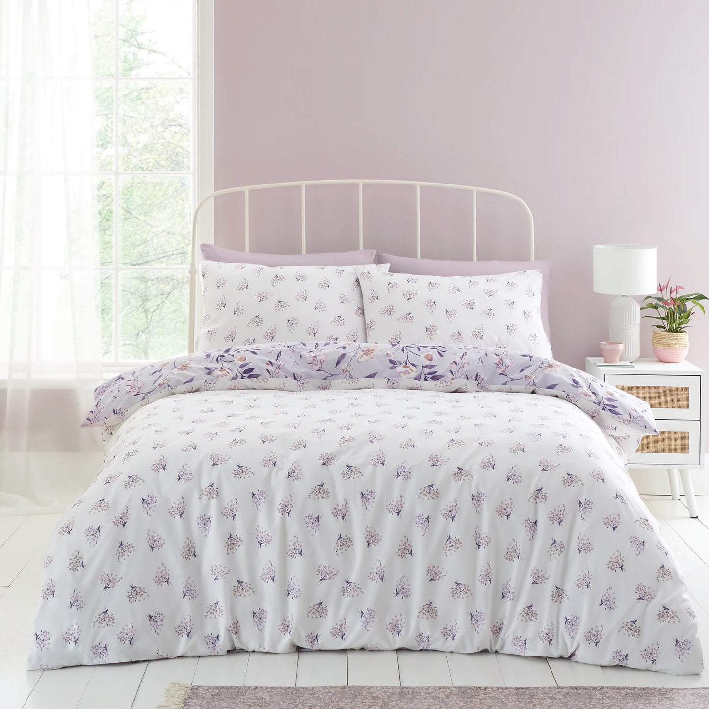 Isadora Floral Reverse Bed Sheet Set