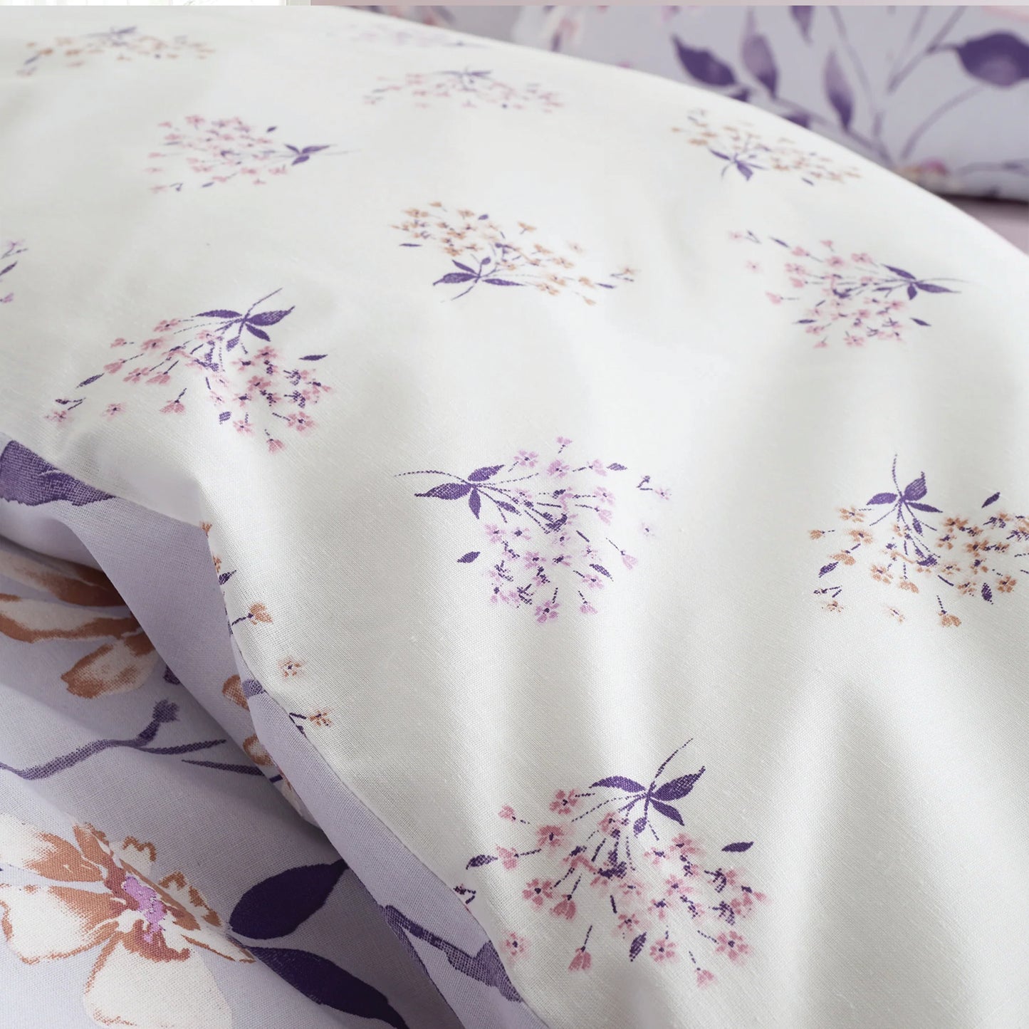 Isadora Floral Reverse Bed Sheet Set