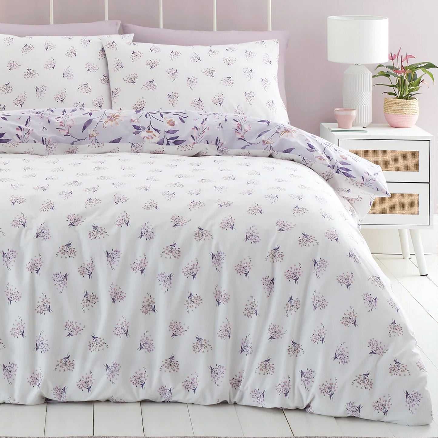 Isadora Floral Reverse Bed Sheet Set