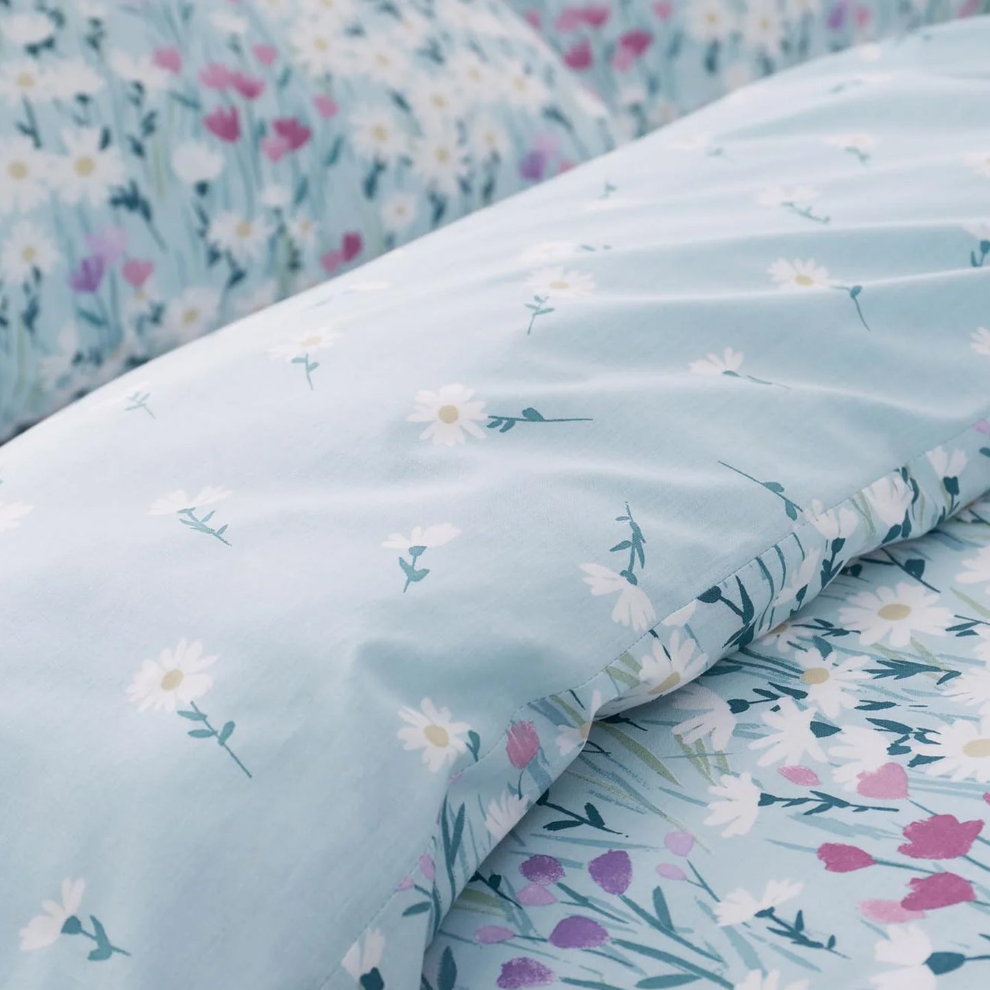 Daisy Meadow Bed Sheet Set